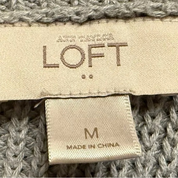 Women’s Grey sweater by Ann Taylor Loft Sz M‎ - Picture 4 of 4